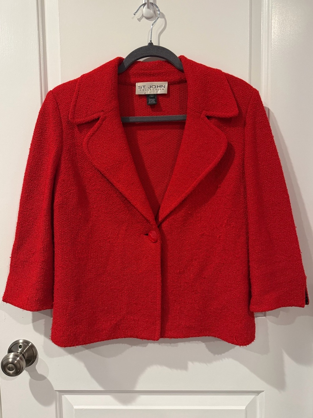St. John Collection Red Wool Boucle Knit Blazer Size 4 3/4 Sleeve One Button